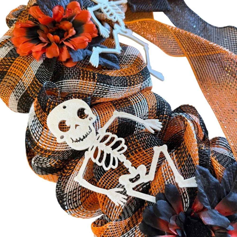 Halloween Mesh Wreath with Plaid Ribbon, Flowers & Cute Skeletons – 23″